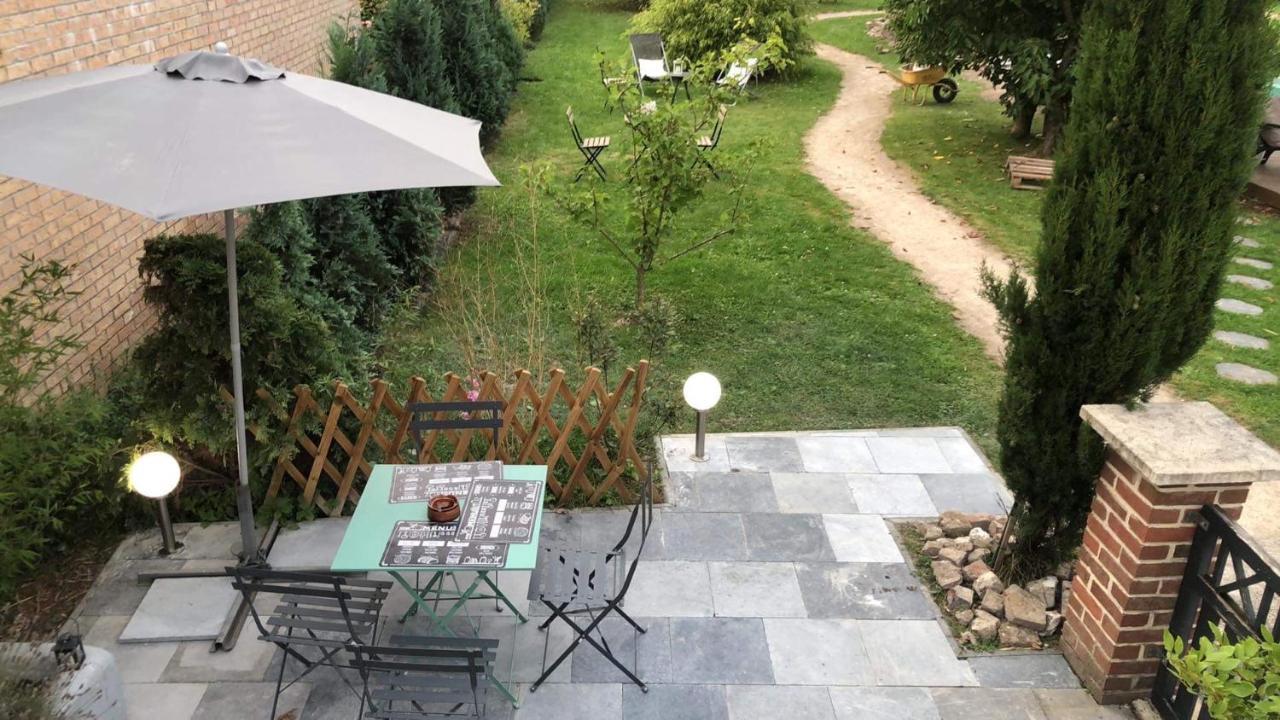 Bed and Breakfast Au Domaine Fresnois Fresnes-lès-Montauban Exterior foto