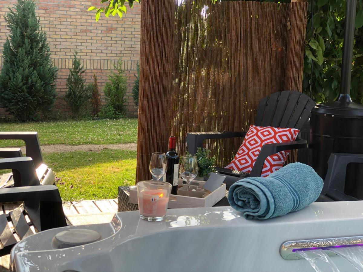 Bed and Breakfast Au Domaine Fresnois Fresnes-lès-Montauban Exterior foto