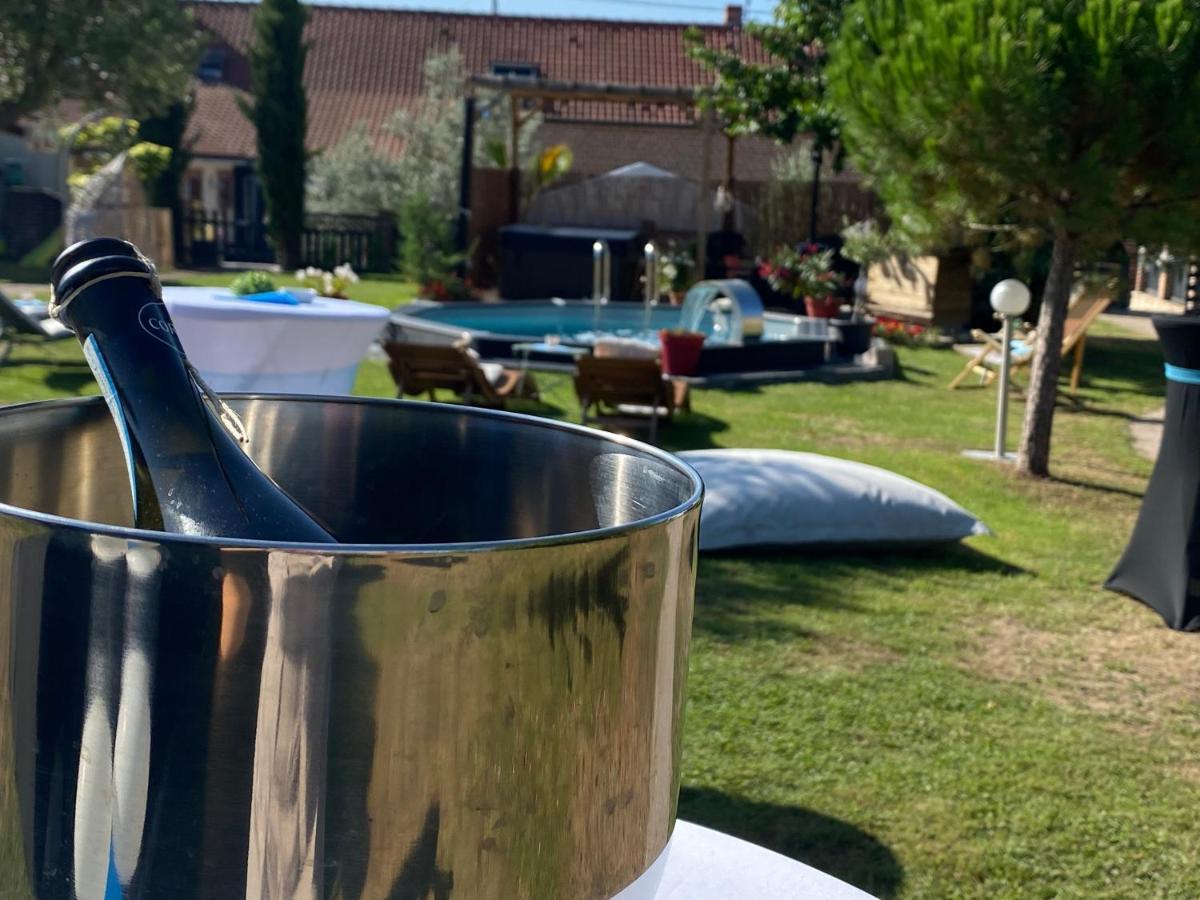 Bed and Breakfast Au Domaine Fresnois Fresnes-lès-Montauban Exterior foto